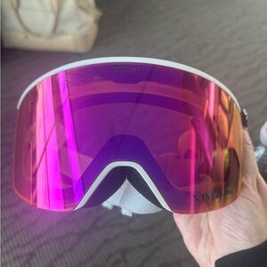 Ski/Snowboard Goggles with Vibrant Pink Lens